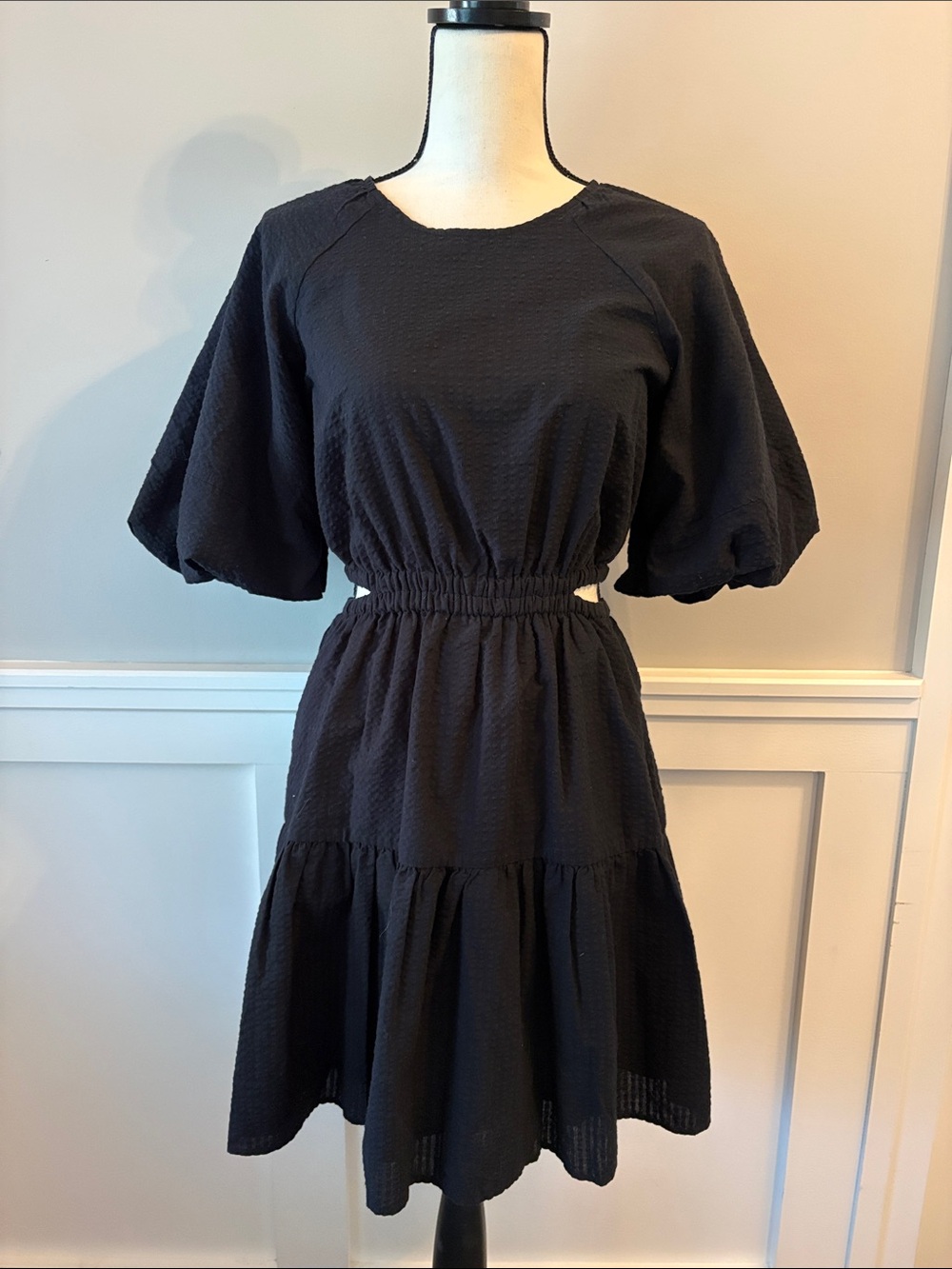 Madewell Seersucker Cutout Puff Sleeve Dress